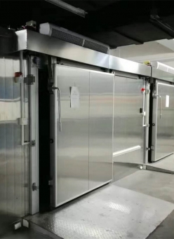 Industrial-Freezer-Room-Cold-Room-Walk-in-Freezer-7119d580fedcbebf221b94abbf9df173.jpg